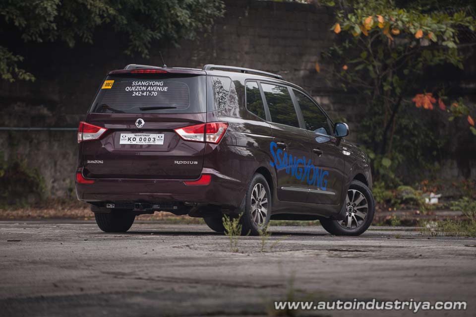 2017 Ssangyong Rodius 2.0 AWD ELX 7