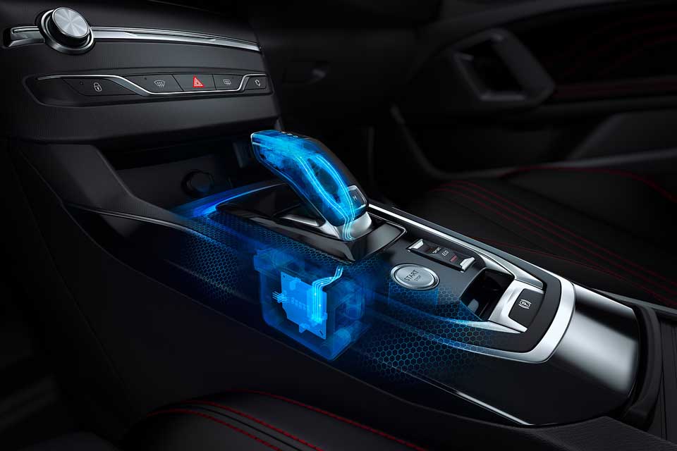 Peugeot 308 gets refreshed for 2018