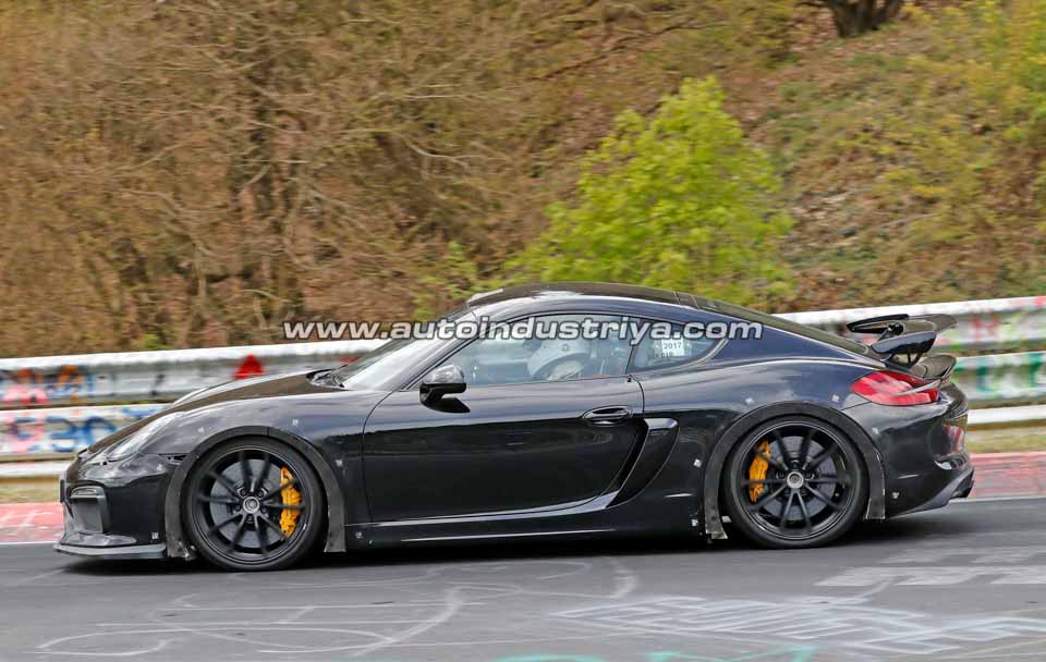 Side profile of the next-gen Porsche Cayman GT4 test mule