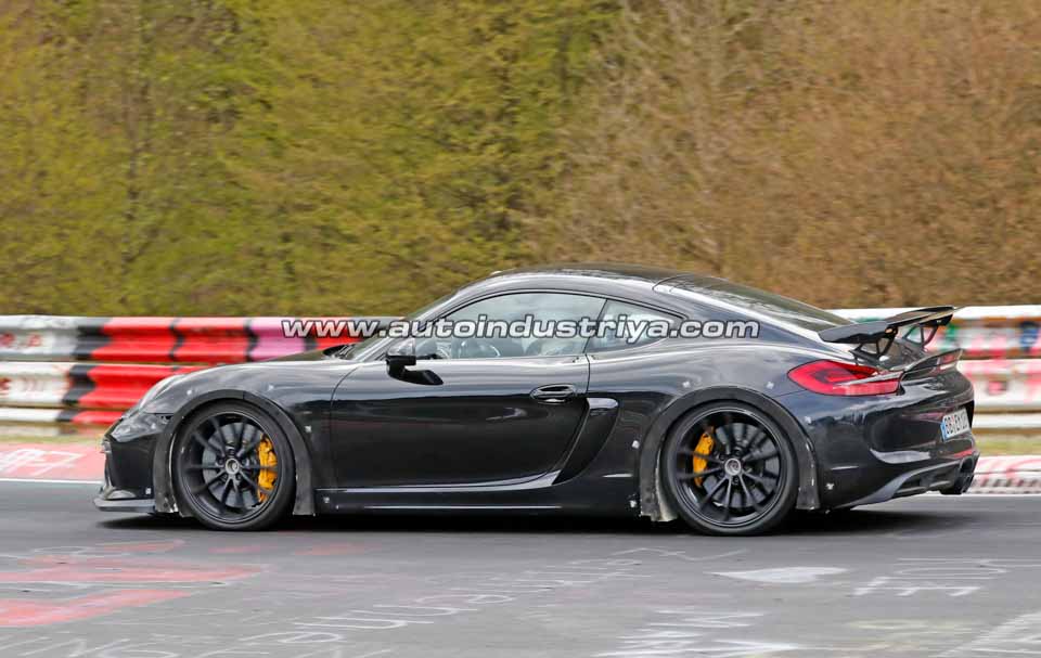 Rear quarter of the next-gen Porsche Cayman GT4 test mule