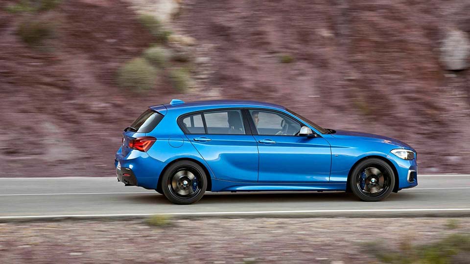 Side profile of the updated BMW 1-Series