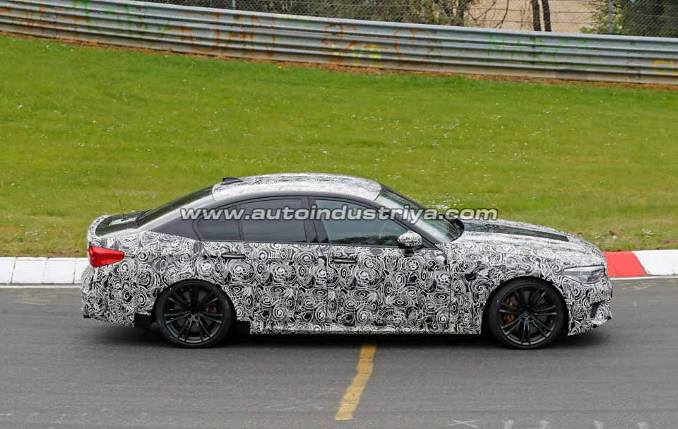 Spied: A closer look at the 2018 BMW M5