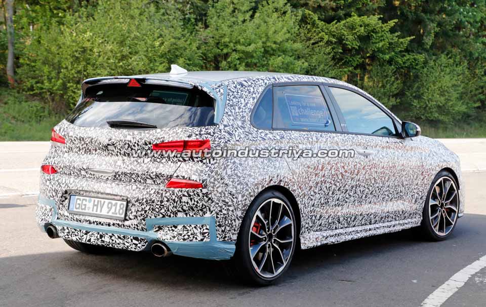 A closer look at the rear of the Hyundai i30 N prototype