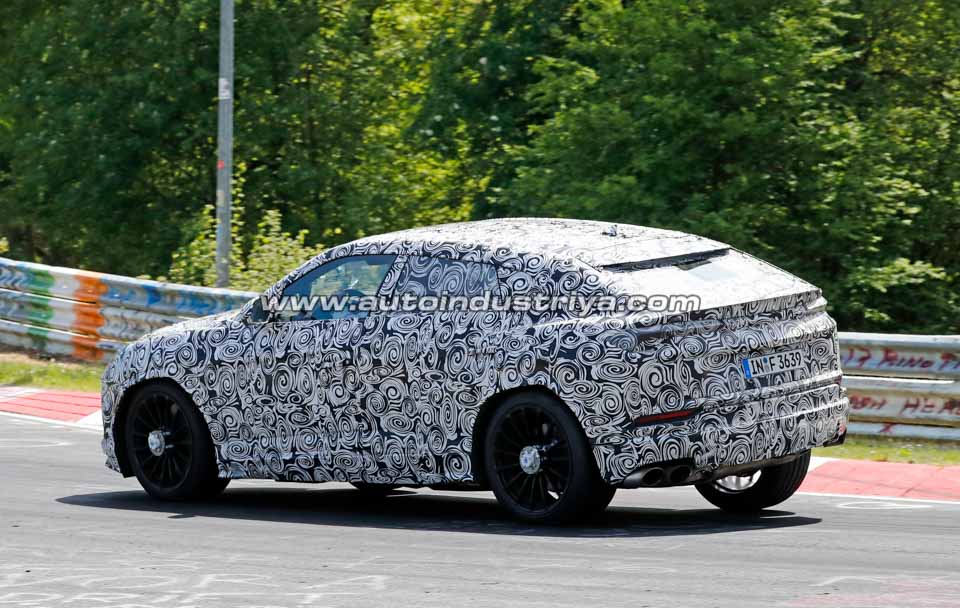 Rear quarter of the Lamborghini Urus prototype
