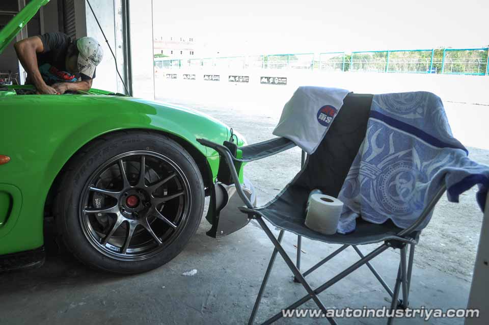 Circuit 101: Essential items during a track day