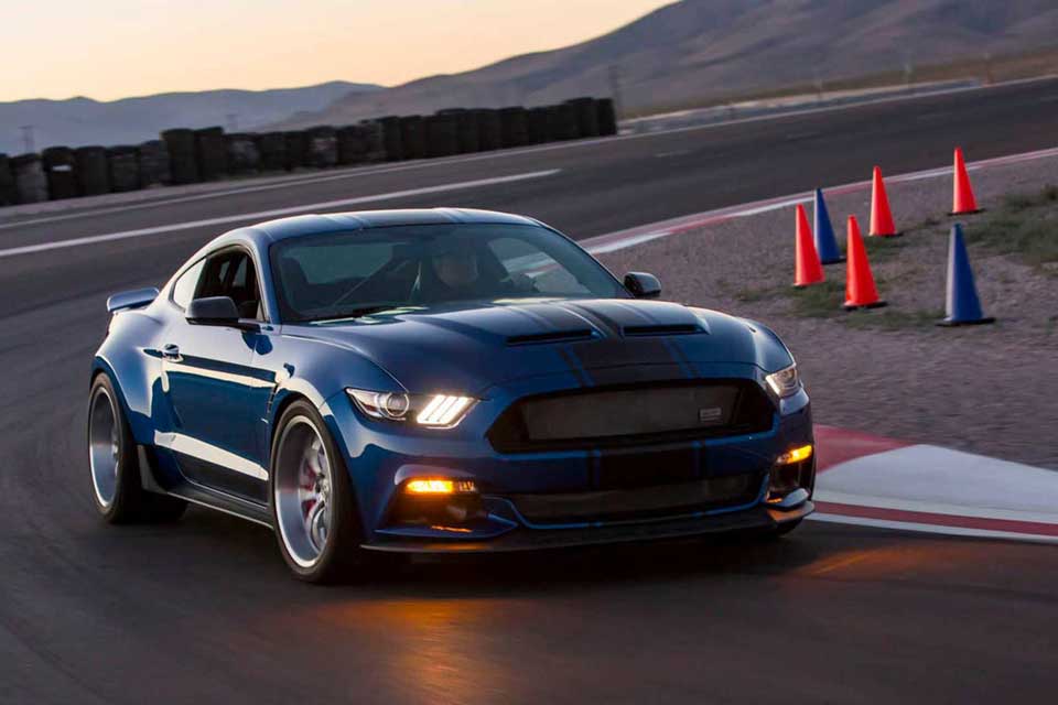 Shelby unleashes a more venomous, wide body Super Snake Concept