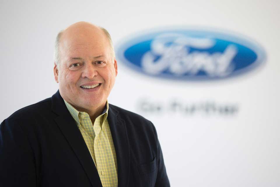 Ford officially names Jim Hackett as new CEO Ford officially names Jim Hackett as new CEO