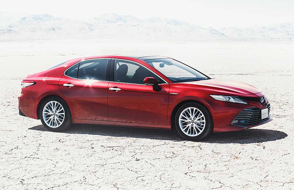 2018 Toyota Camry revealed in Japan