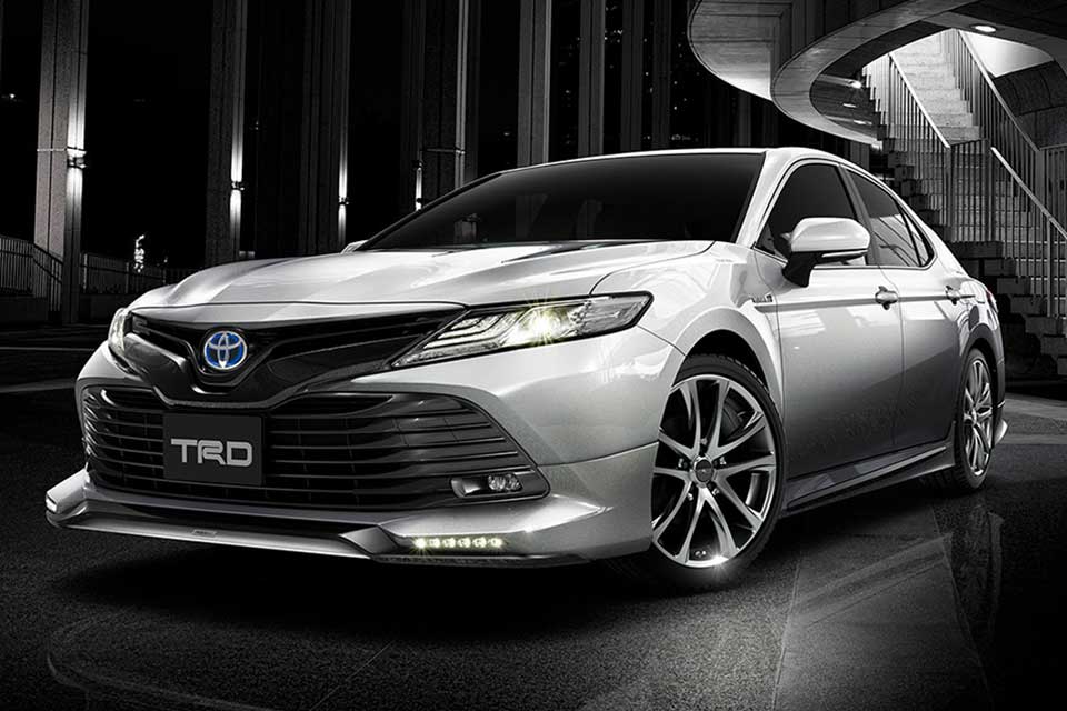 2018 Toyota Camry revealed in Japan