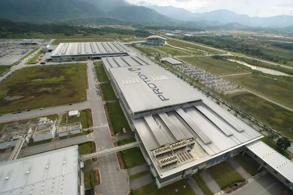 Geely to acquire significant stake in Proton, Lotus