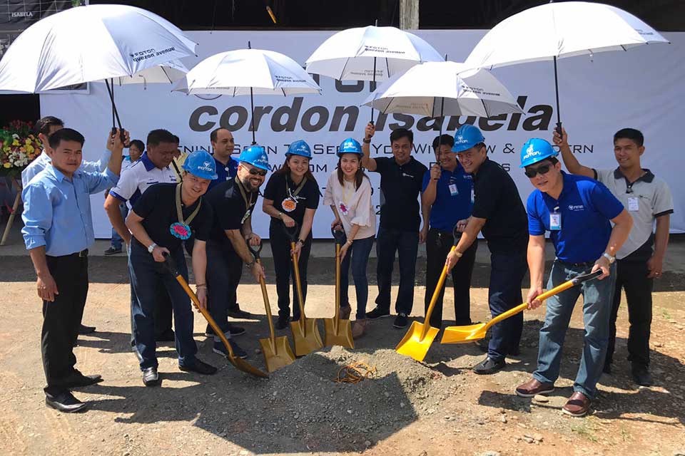 Foton PH expands reach by opening 5 new dealerships