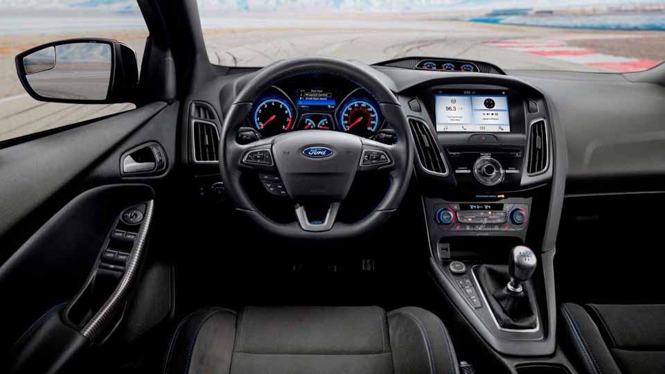 Ford unveils uprated 2018 Focus RS Limited Edition