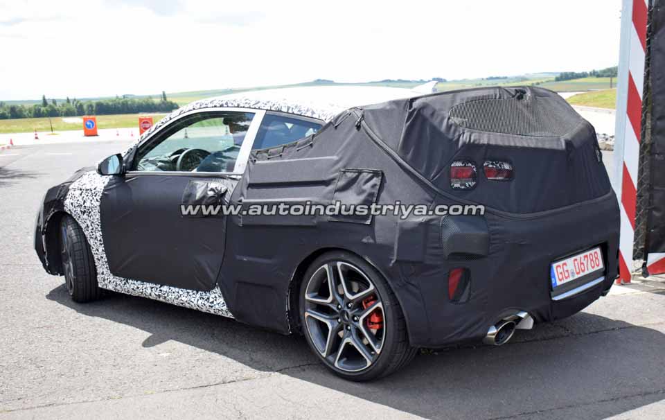 Spied: 2019 Hyundai Veloster Turbo N prototype sighted