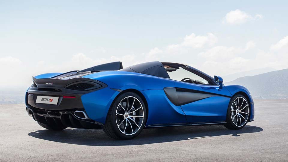 McLaren 570S Spider drops its top