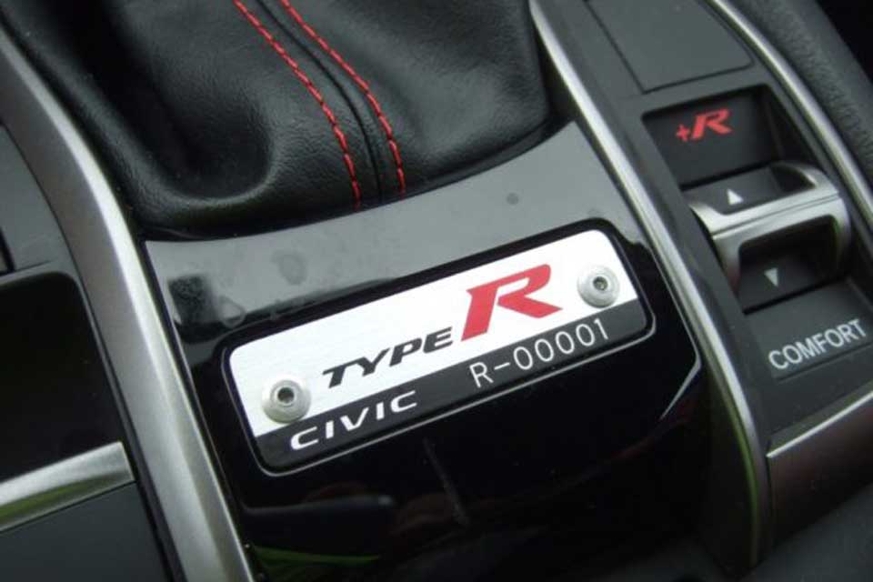 First-ever U.S.-spec Honda Civic Type R retails for $200,000 