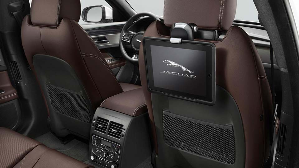 2018 Jaguar XF Sportbrake joins wagon fray