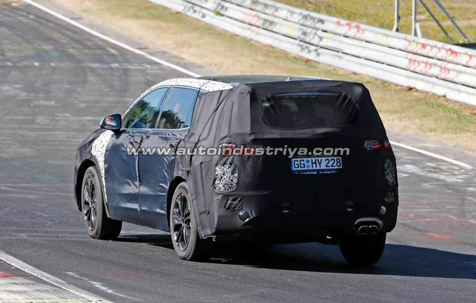 Spied: Hyundai Sante Fe spotted lapping the Nurburgring