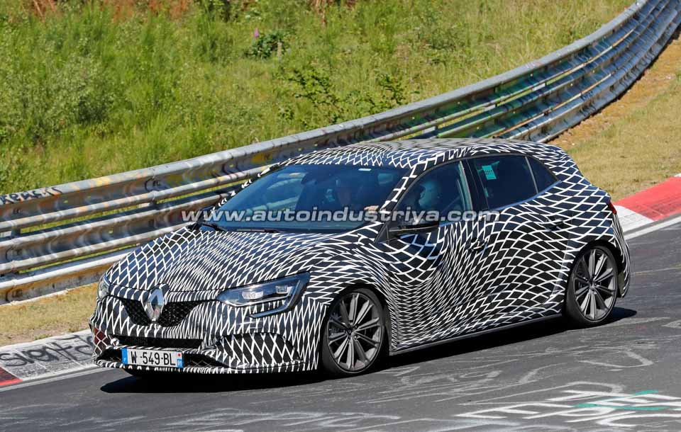 Spied: 2018 Renault Megane RS goes track testing at the Nurbugring