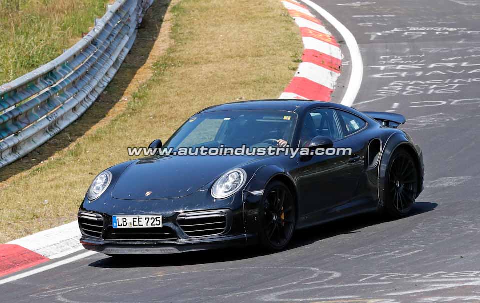 Spied: Next-gen 911 Turbo mules now under development