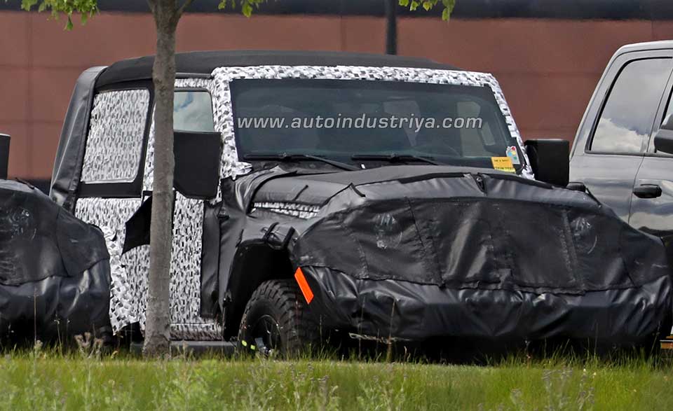 Spied: 2018 Jeep Wrangler 2-door prototypes