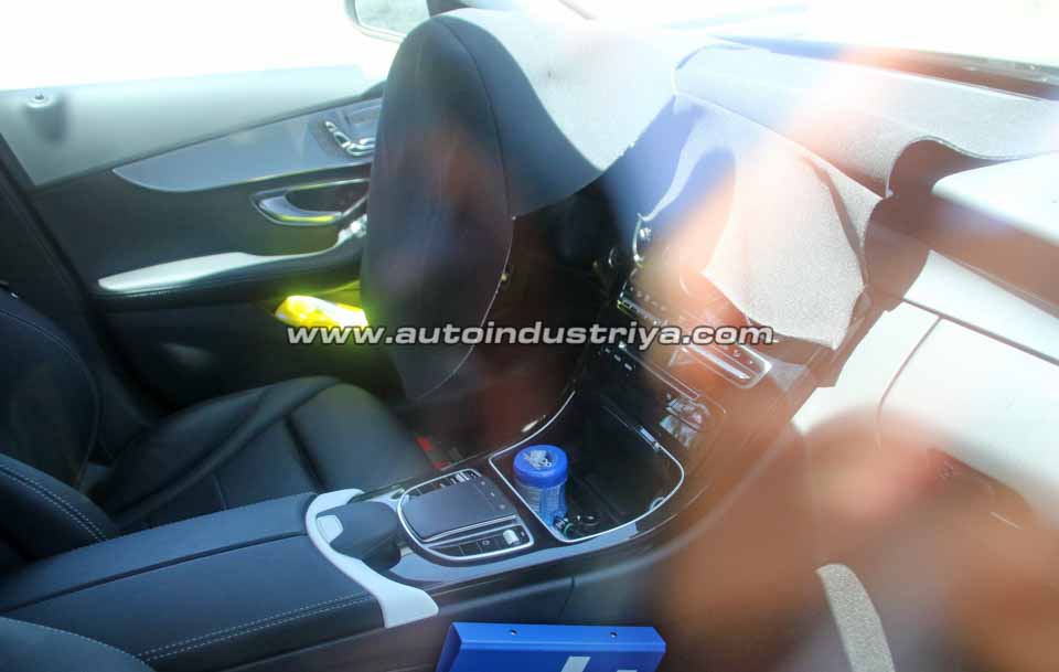 Spied: 2018 Mercedes-Benz C-Class refresh spotted anew