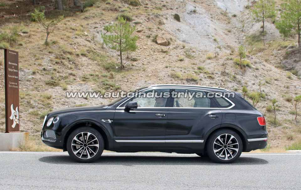 Spied: The Bentley Bentayga soon to be in plug-in hybrid guise