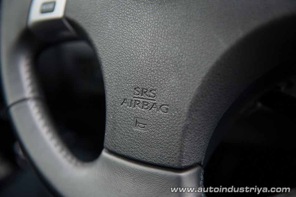 Hitting the sweet spot: Finding the ideal driving position Hitting the sweet spot: Finding the ideal driving position