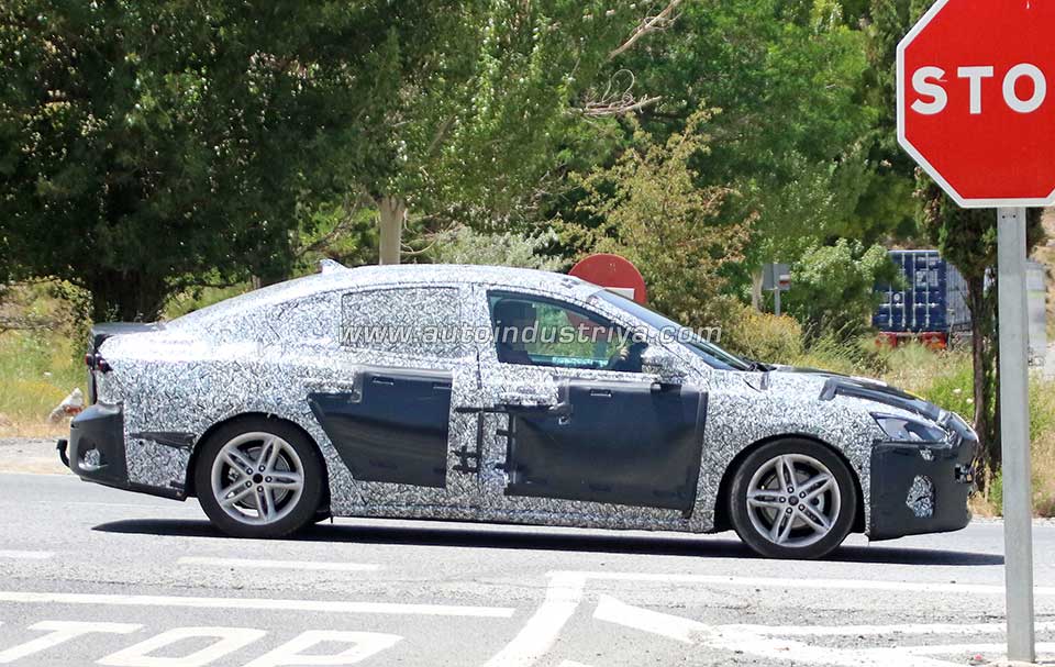 Spied: 2018 Ford Focus