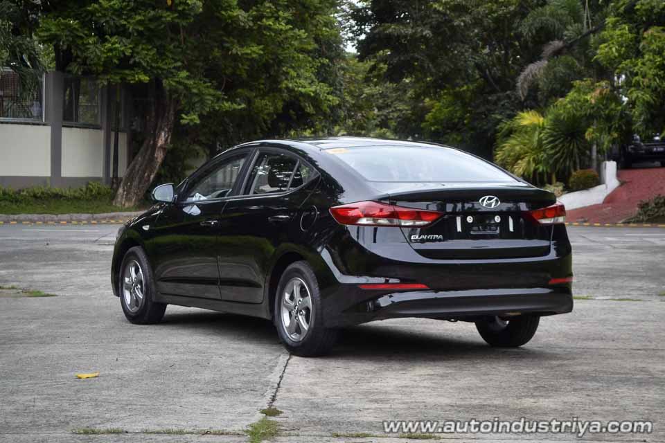 2016 Hyundai Elantra GL M/T