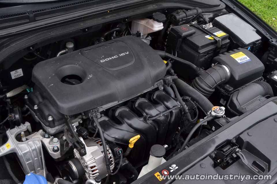 2016 Hyundai Elantra GL M/T