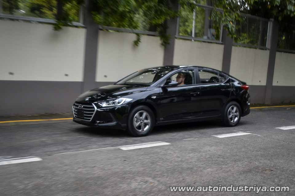 2016 Hyundai Elantra GL M/T