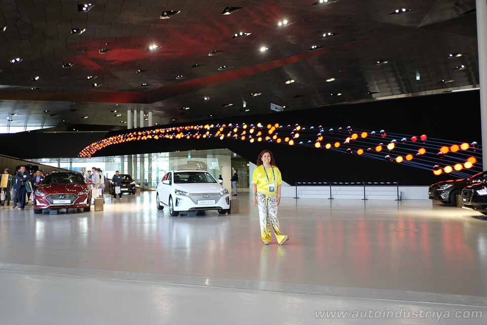 Motor Studio Goyang - an integral experience into the Hyundai brand