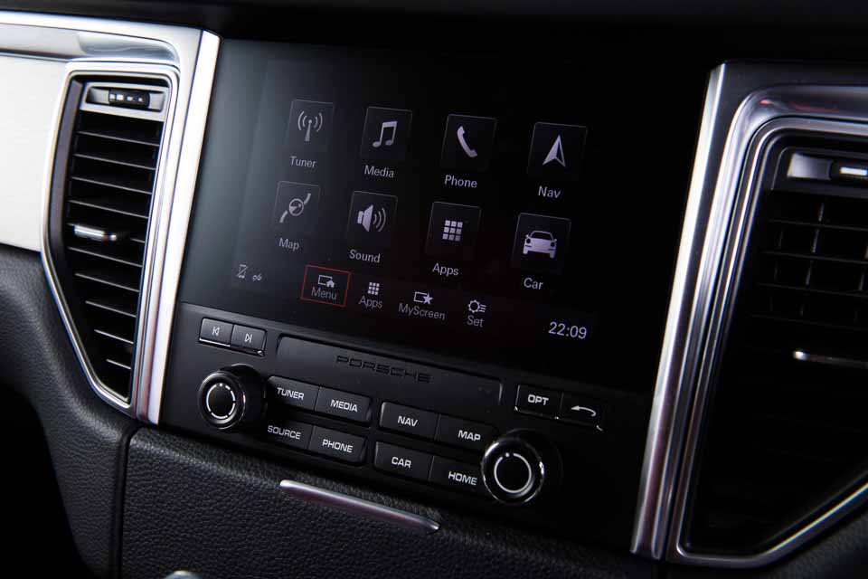 First Drive: Porsche Macan Turbo with Performance Package First Drive: Porsche Macan Turbo with Performance Package