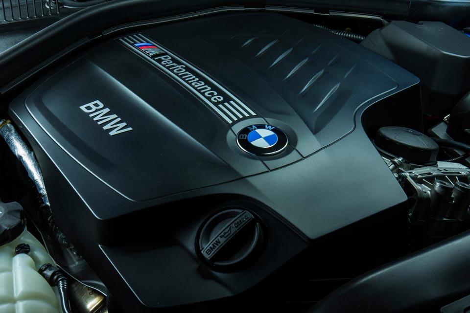 Spec Check: 300 horsepower pocket rockets Spec Check: 300 horsepower pocket rockets