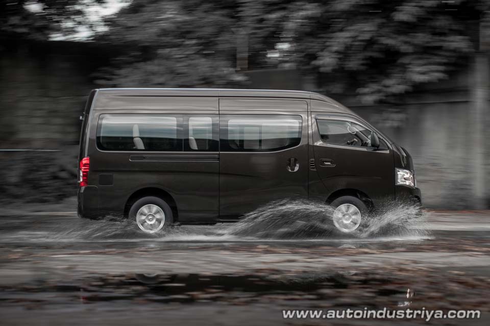 2017 Nissan Urvan Premium