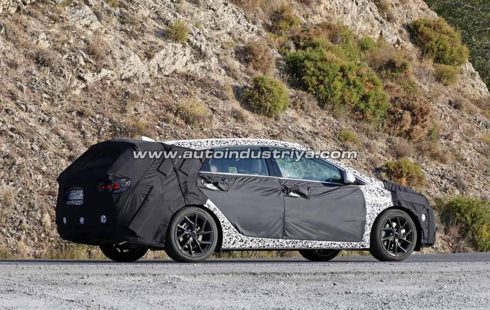 Spied: Hyundai i40