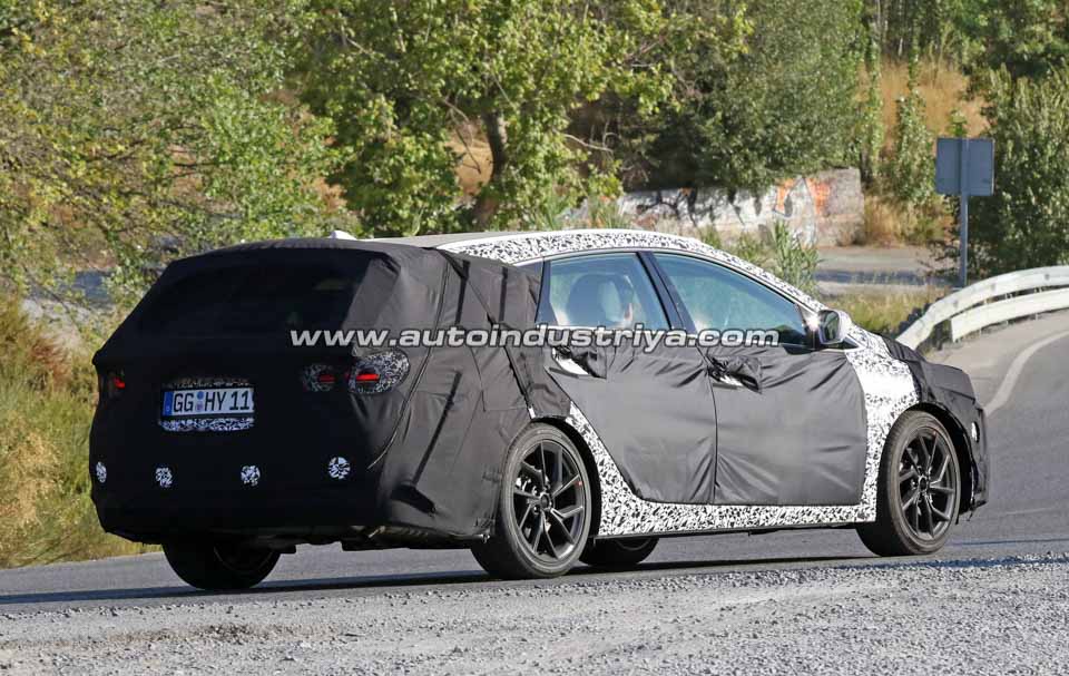 Spied: Hyundai i40