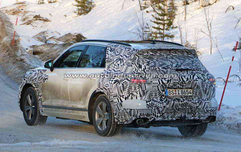 Next-gen VW Touareg slated for reveal before November