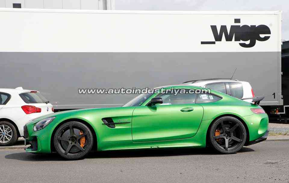 Spied: Green Merc-AMG GT