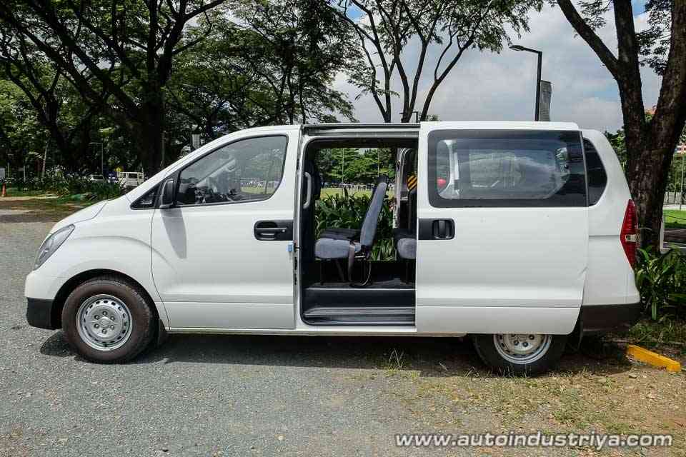2017 Hyundai Grand Starex Super Express