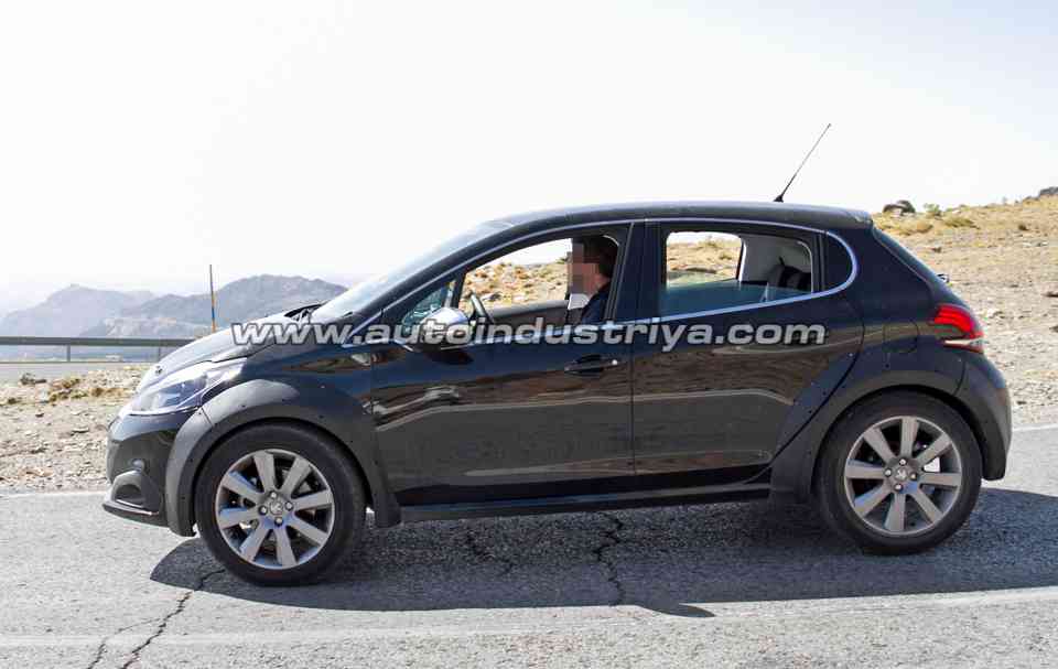 Spied: Peugeot 1008 seen testing, hides under a 208 body
