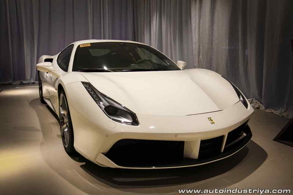Autostrada Motore marks 5th anniversary with Ferrari 488 Spider