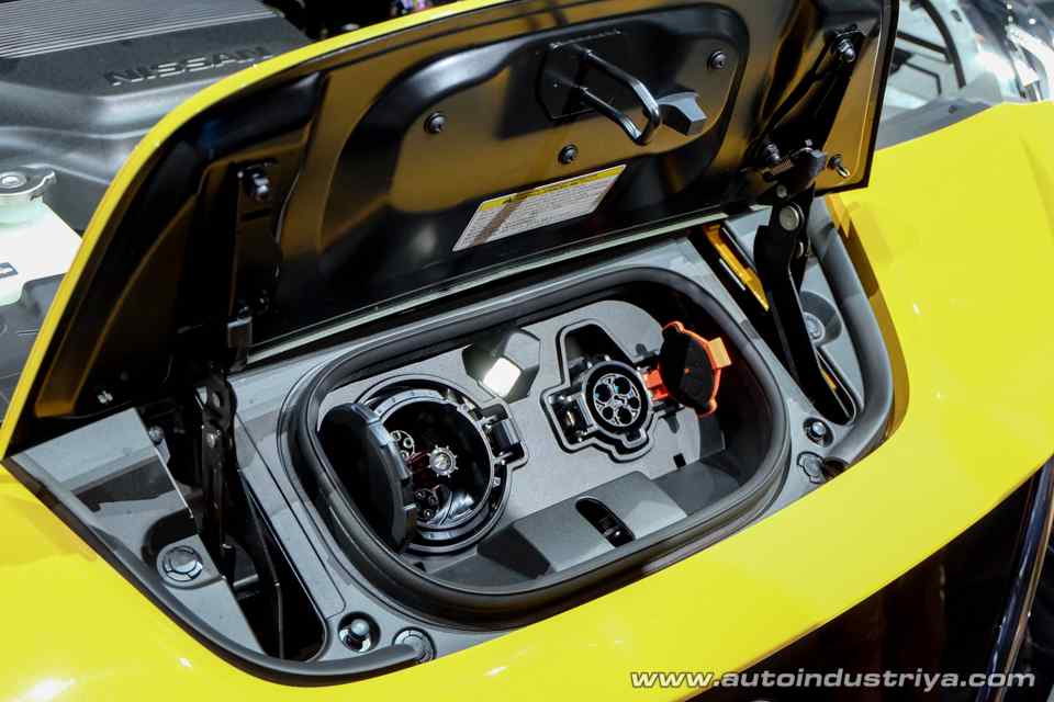 2018 Nissan Leaf makes world premiere, gets 400 km range