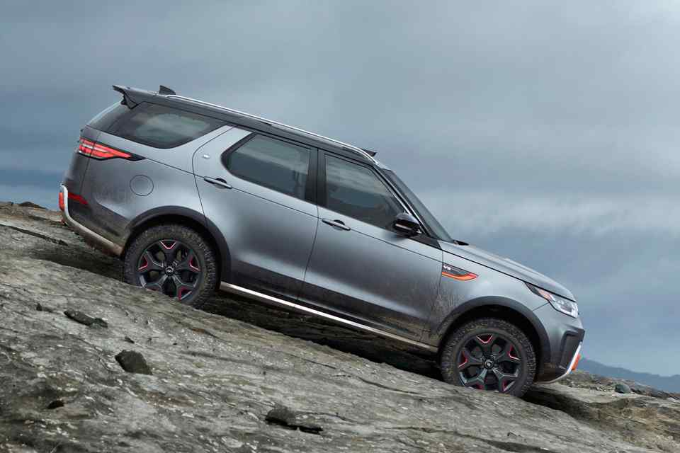 Frankfurt 2017: Land Rover Discovery SVX now packs a V8