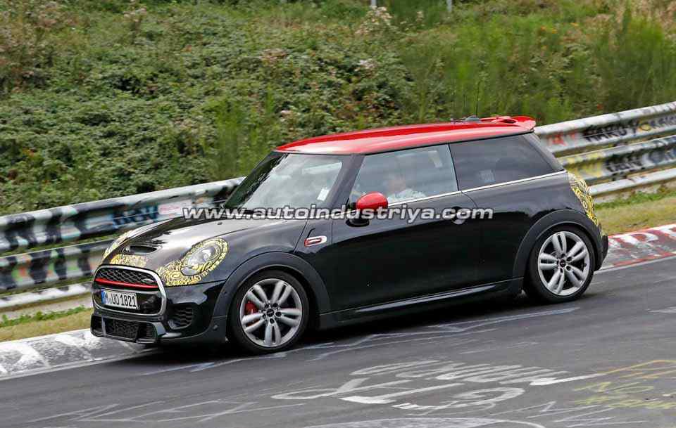 Spied: 2018 Mini Cooper JCW refresh busy at the Nurburgring