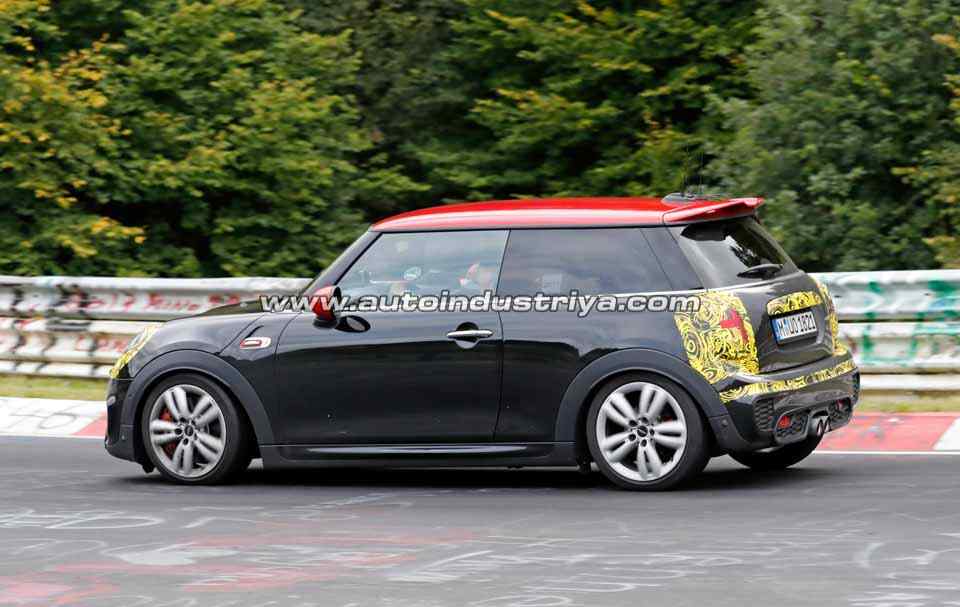 Spied: 2018 Mini Cooper JCW refresh busy at the Nurburgring