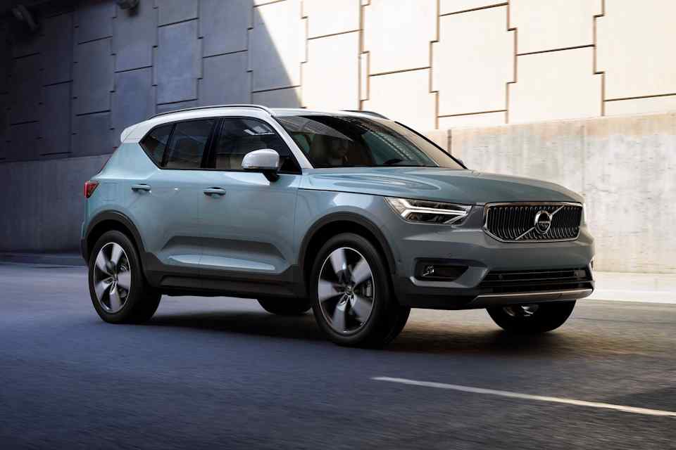 2018 Volvo XC40 enters the luxury compact crossover fray