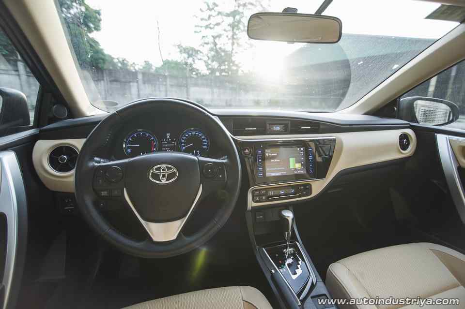 2017 Toyota Corolla Altis 1.6 V