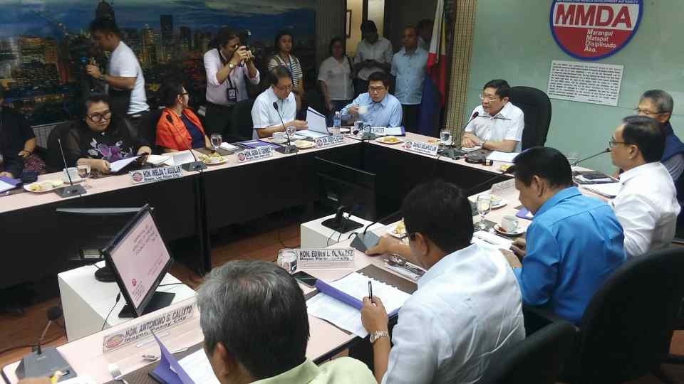 MMDA wants to ban driving solo on EDSA