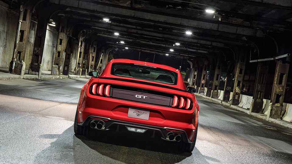 Ford upgrades 2018 Mustang GT with Performance Pack Level 2